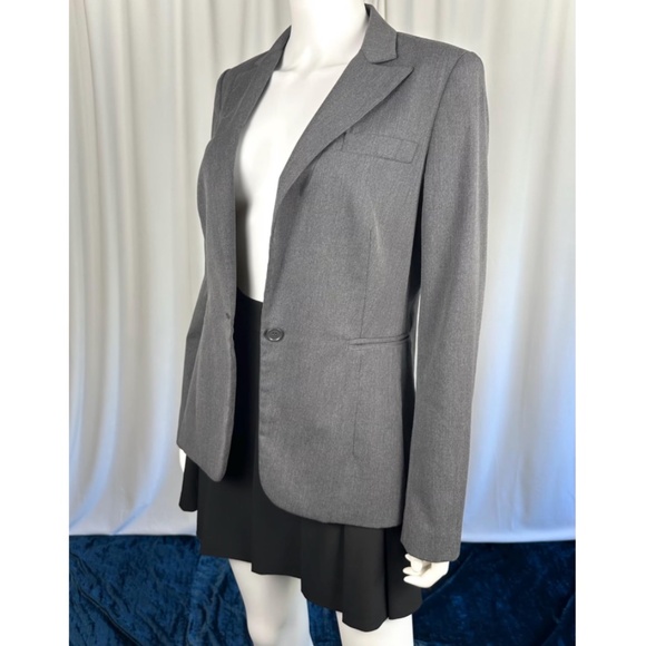Vintage 2000’s ‘Body by Victoria’ Victoria’s Secret Grey Suit Jacket • Small - Picture 6 of 10